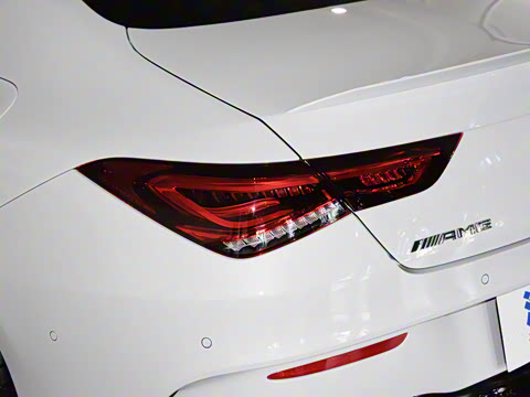 2020�� AMG CLA 35 4MATIC