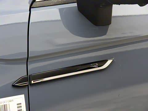 2020�� 380TSI �������������