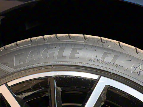 2022�� �Ŀ�� 530i M�˶���װ