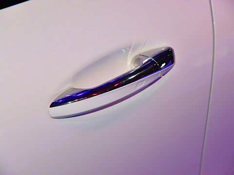 2020�� CLA 260 4MATIC ���ܳ�