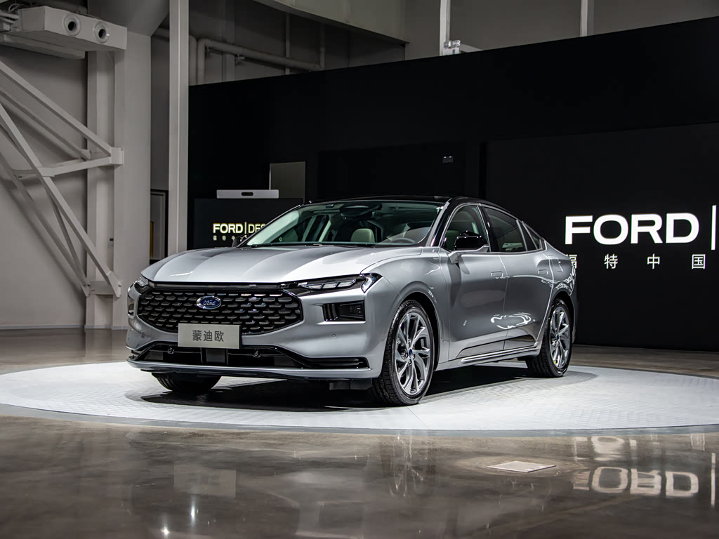 Ford Mondeo V Рестайлинг, Седан: фото поколения