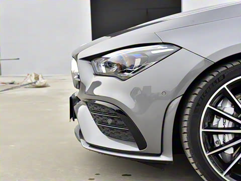 2021�� AMG CLA 35 4MATIC