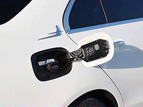 2020�� C 260 L �˶��� 4MATIC