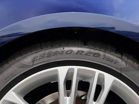 2020�� 40 TFSI ������