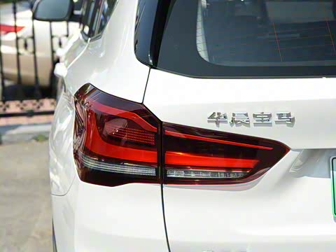 2020�� xDrive30Le ������