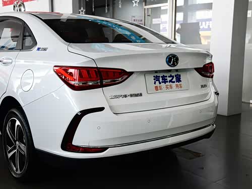 【北京eu5 2020款】北京汽车_北京eu5 2020款报价_图片_汽车之家