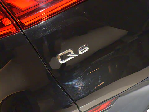 2023�� 45 TFSI quattro ������ ������װ