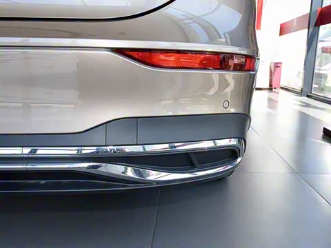 2020�� 380TSI ����