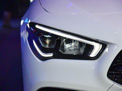 2020�� CLA 260 4MATIC ���ܳ�