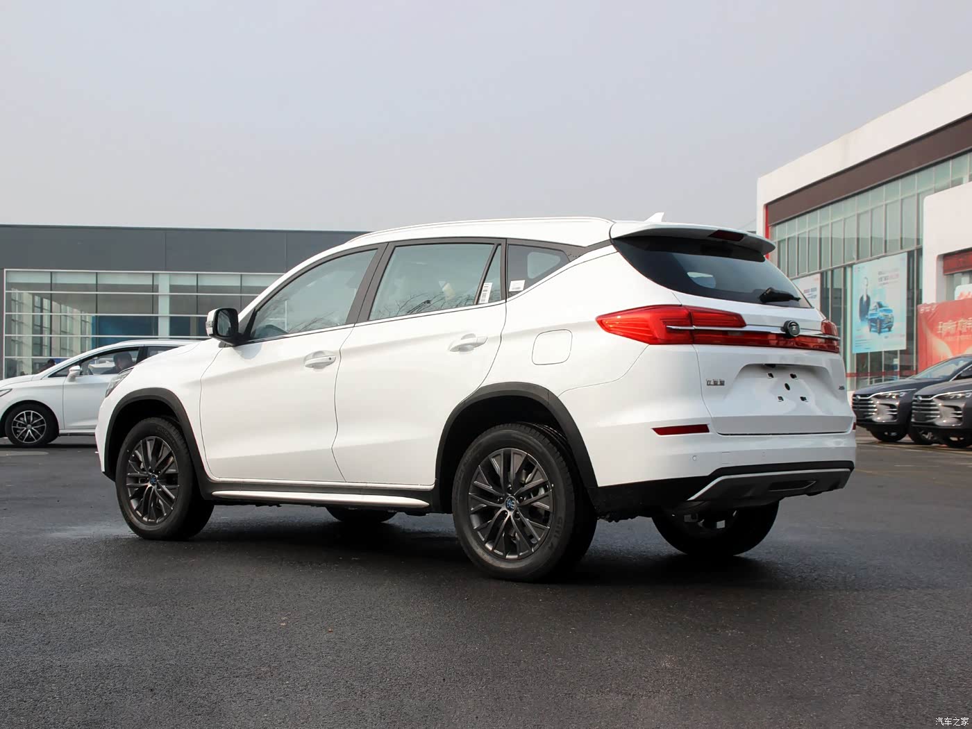 2019款 宋dm 1.5tid 智联锐尚型