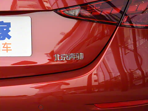 2022�� C 260 L �ҹ�˶���