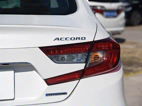 2018�� �񡤻춯 2.0L ���� ��V