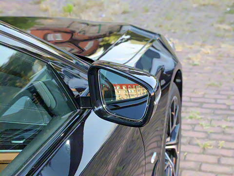 2022�� �Ŀ�� 530i M�˶���װ