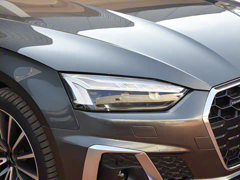 2023�� Sportback 40 TFSI quattro ����������