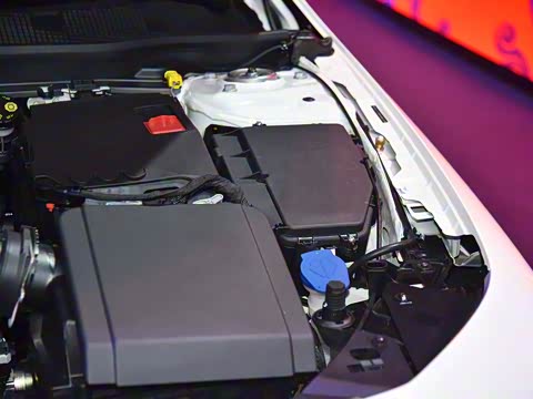 2020�� CLA 260 4MATIC ���ܳ�