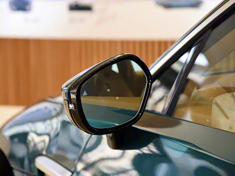 2022�� 3.0T STRAIGHT-SIX