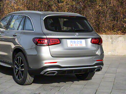 2022�� �Ŀ� GLC 300 L 4MATIC ������