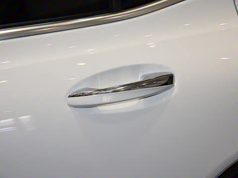 2021�� GLB 200 ������