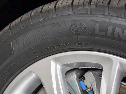 2022�� 1.5L PHEV 205KM ���а�Plus