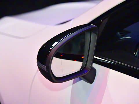 2020�� CLA 260 4MATIC ���ܳ�