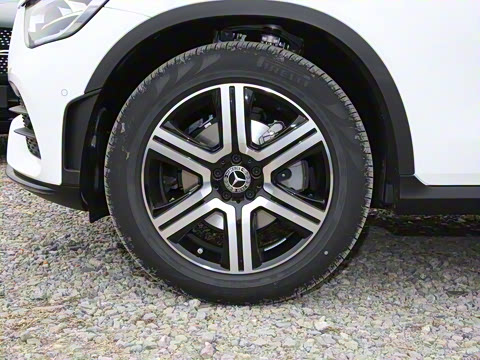 2022�� �Ŀ� GLC 260 4MATIC ����SUV