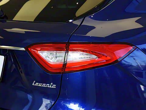 2019�� 3.0T ��׼�� ��VI