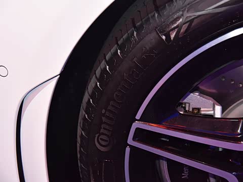 2020�� CLA 260 4MATIC ���ܳ�