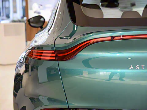 2022�� 3.0T STRAIGHT-SIX