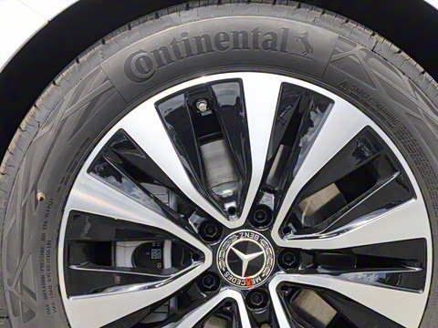 2022�� �Ŀ� A 200 ������