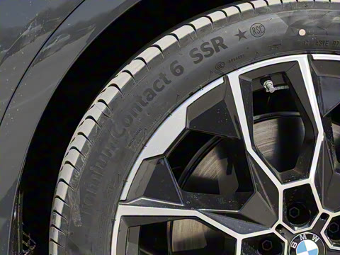 2023�� xDrive40i ������M�˶���װ