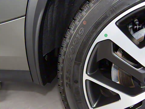 2020�� 2.0TD ������Plus