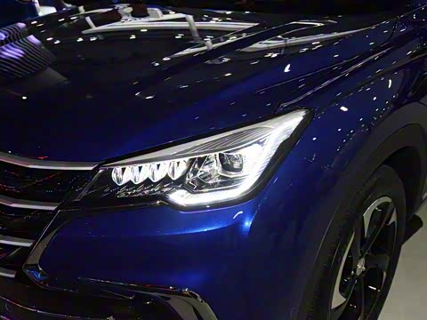 2019�� 2.0T �Զ��ǰ� ��V