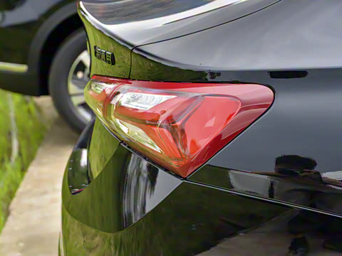 2020�� Redline 550T �Զ��񶯰�