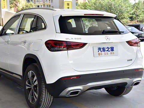 2020�� GLA 200