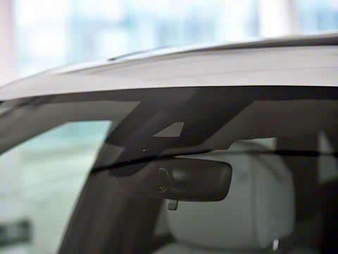 2018�� Macan 2.0T