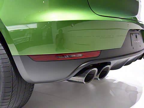 2018�� Macan 2.0T