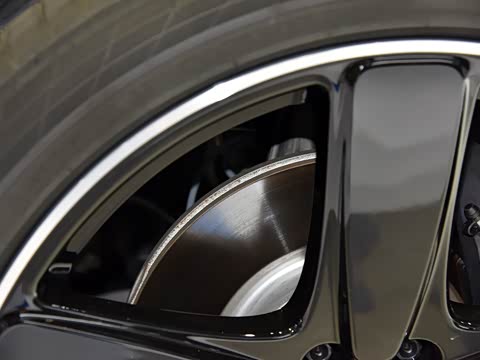 2018�� Macan 2.0T