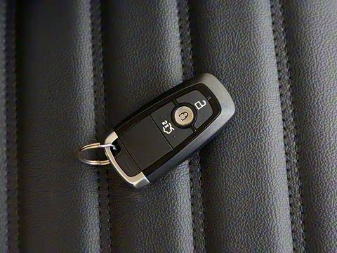 2020�� EcoBoost 245 ���������� 7��