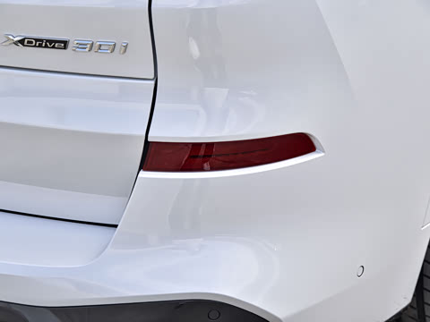 2021�� �Ŀ� xDrive30i M�˶���װ