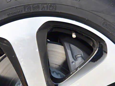 2019�� �Ŀ� GLC 260 L 4MATIC ������