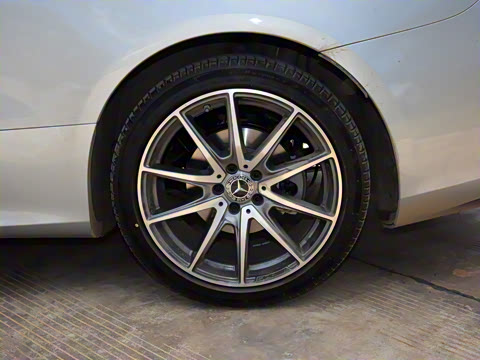 2021�� E 260 4MATIC ������ܳ�