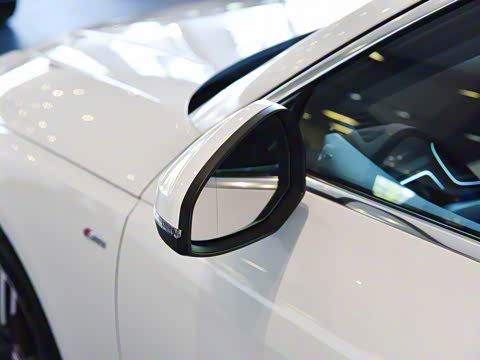 2020�� 40 TFSI ����������