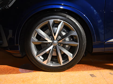 2021�� 55 TFSI quattro S line�˶���