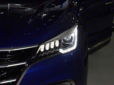 2019�� 2.0T �Զ��ǰ� ��V