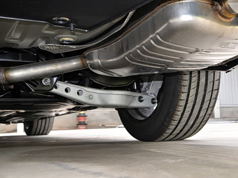 2020�� Redline 550T �Զ��񶯰�