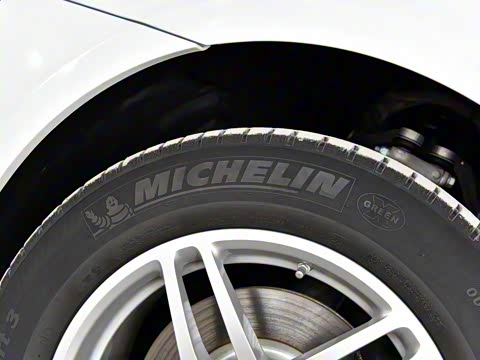 2018�� Macan 2.0T