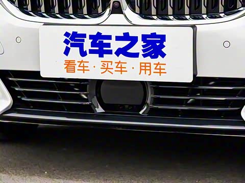 2020�� 325Li �׷���