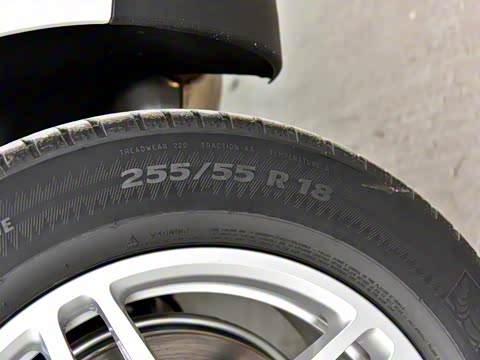 2018�� Macan 2.0T