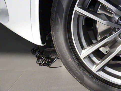 2021�� xDrive 25i M�˶���װ