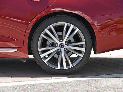 2018�� 2.0T �����˶��� ��VI